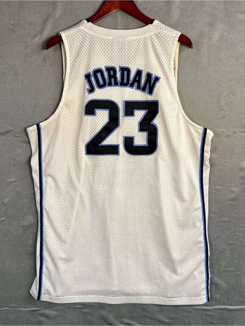 Authentic Jordan North Carolina UNC #23 Basketball Jersey XXL White NCAA